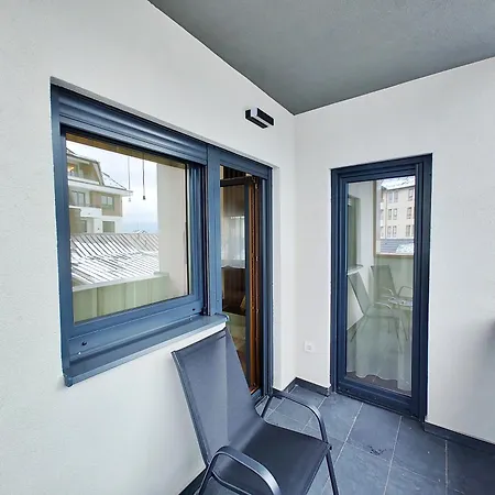 Velika Recepcija 138 Apartment